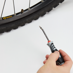 Démonte obus pour valves...