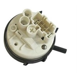 Pressostat de lave-vaisselle – Indésit Ariston C00143740
